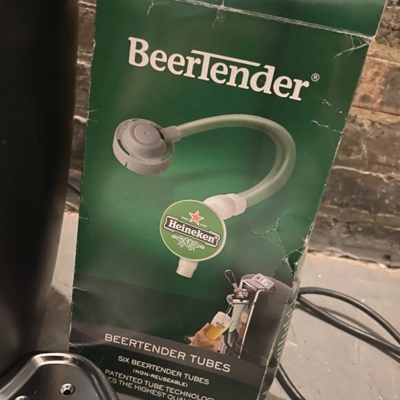 KRUPS B100 BeerTender with Heineken Draught Keg Technology - Black - Picture 14 of 15